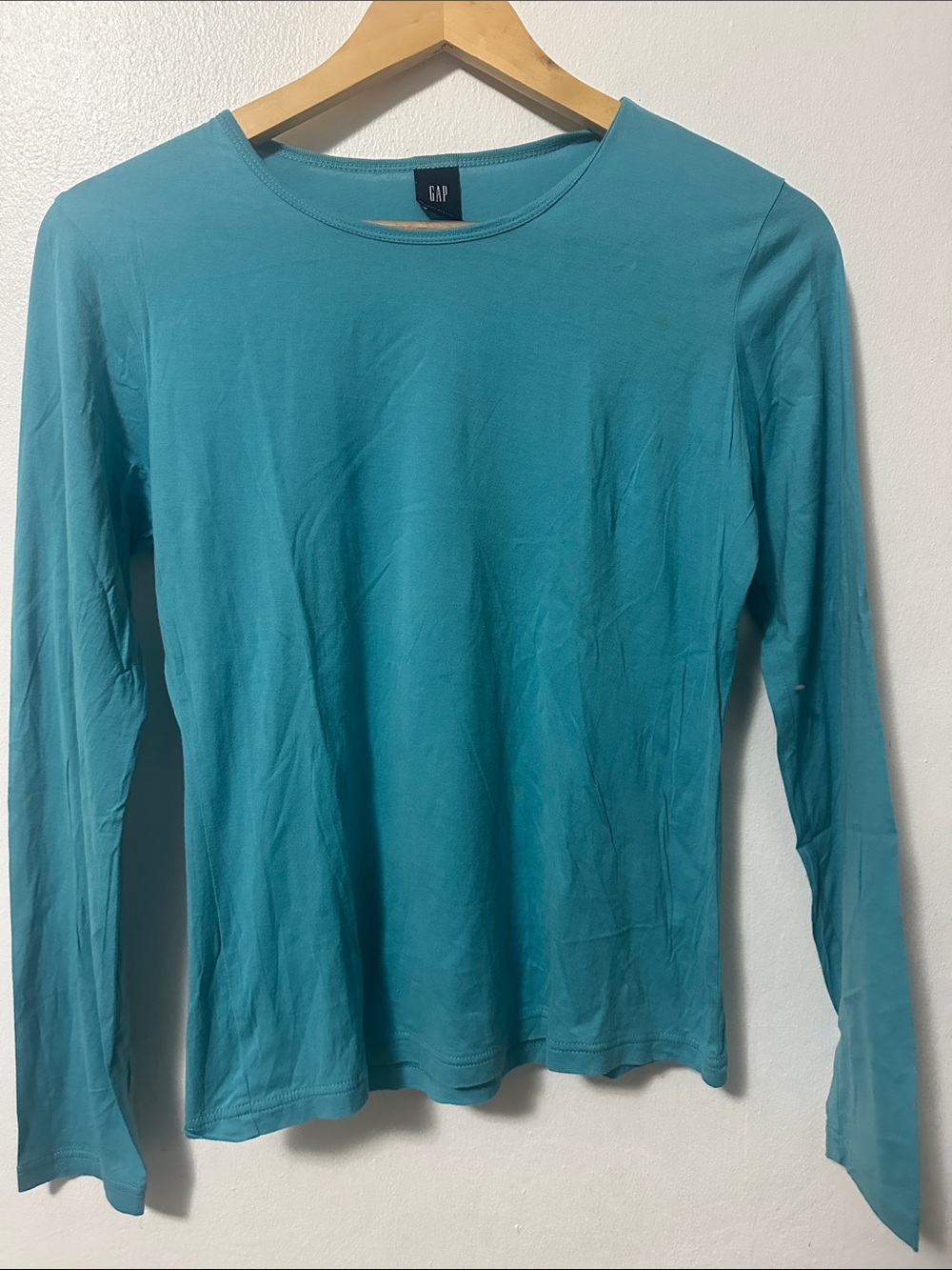 GAP Long-Sleeve Crew Tee in Teal Blue